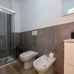 Della Accademia Apartamento *