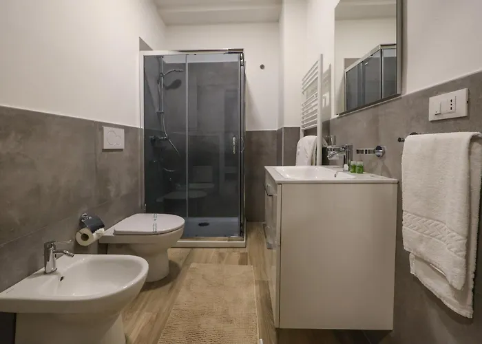 Della Accademia 摩德纳