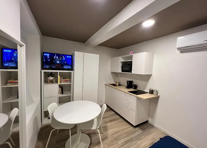 Della Accademia 公寓 *